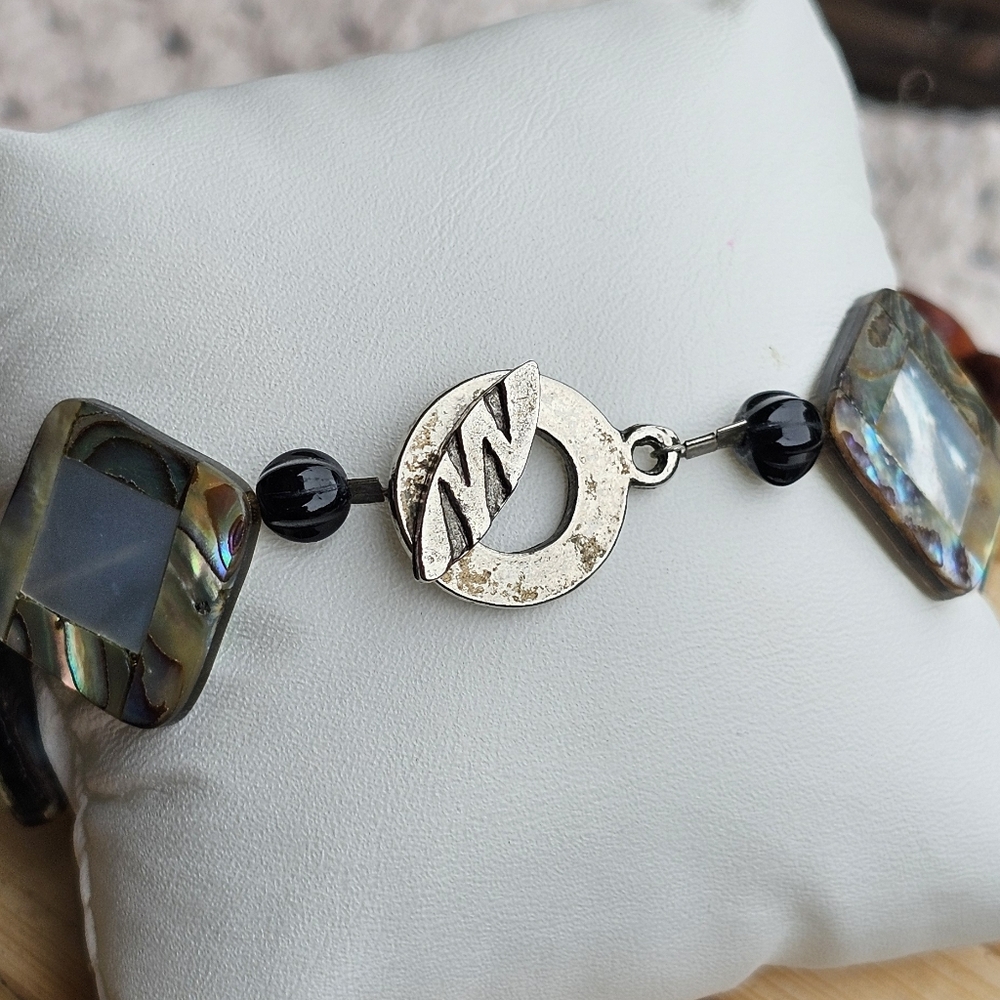 Abalone shell & mother-o pearl handmade bracelet - Picture 5 of 6